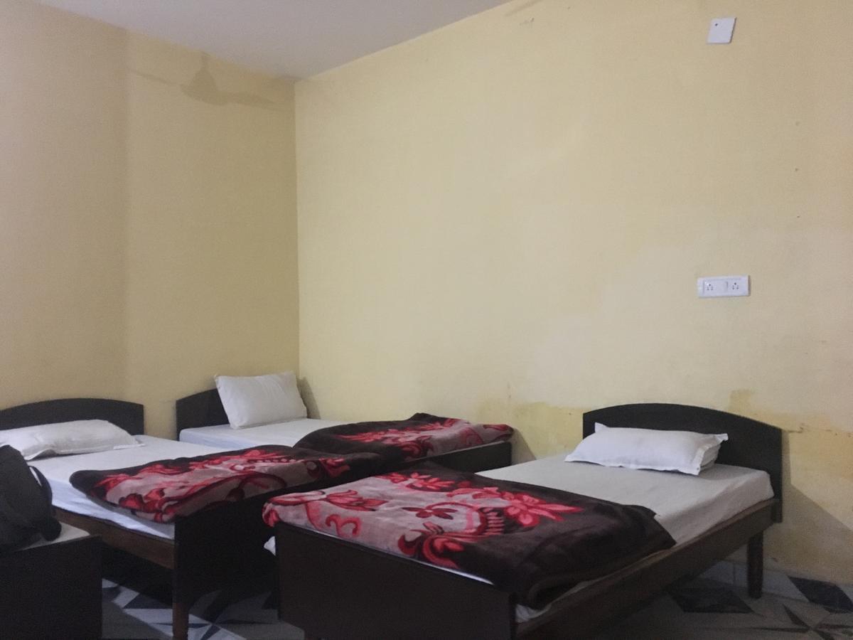 Oyo 12976 Hotel New Fiza Jammu Exterior photo