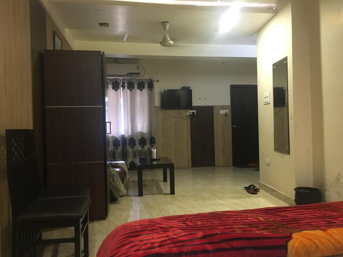 Oyo 12976 Hotel New Fiza Jammu Exterior photo