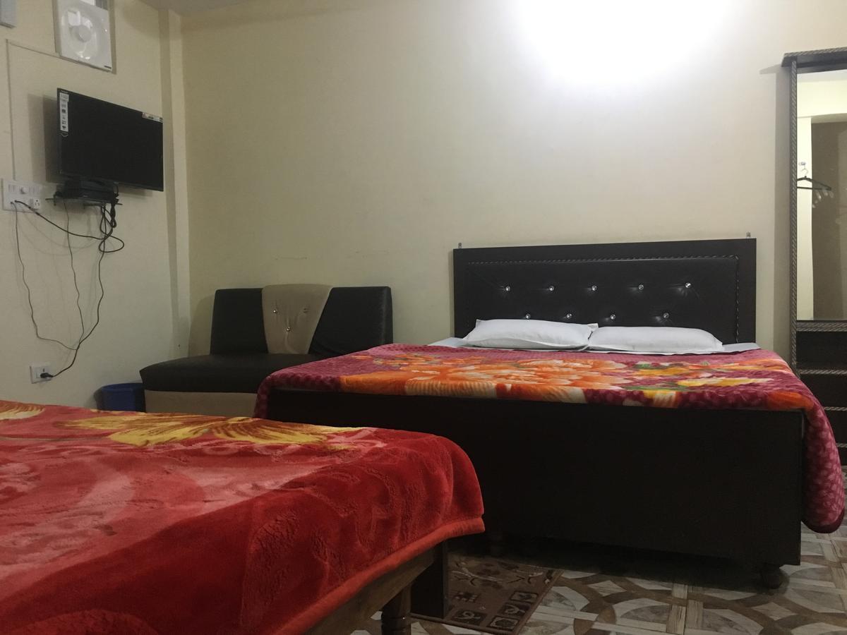 Oyo 12976 Hotel New Fiza Jammu Exterior photo