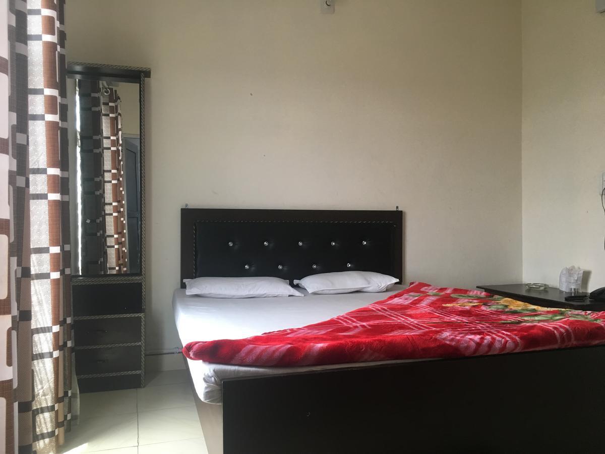 Oyo 12976 Hotel New Fiza Jammu Exterior photo